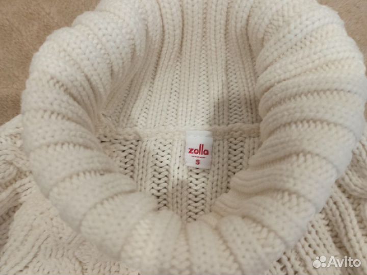 Свитер размер S