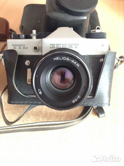 Плёночные фотоаппараты: Зенит TTL и фэд3