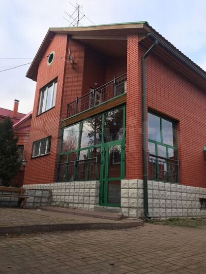 Коттедж 181 м² на участке 43 сот.