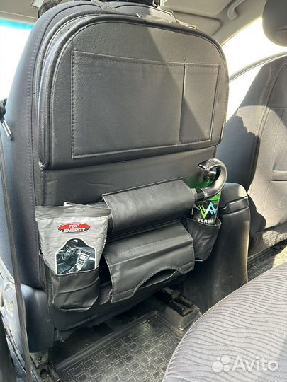 Органайзер на спинку сиденья