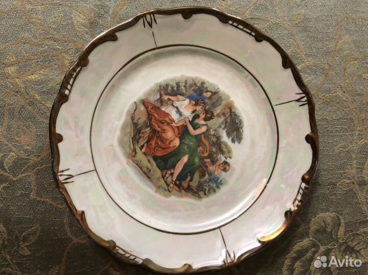 Тарелки 3 штуки