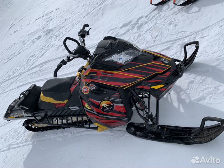Ski-doo Summit-X 800 163