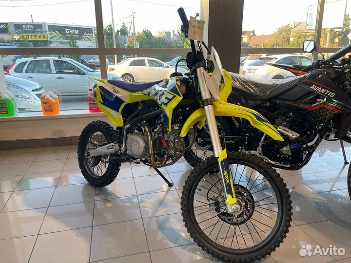 Питбайки на Доватора 151 в наличии