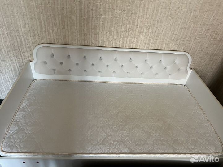 Кровать детская с ящиком 180-90