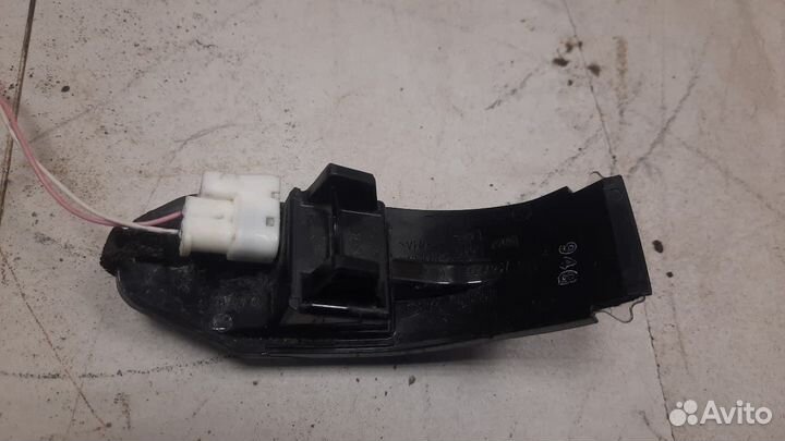 Повторитель указателя поворота в зеркало правый