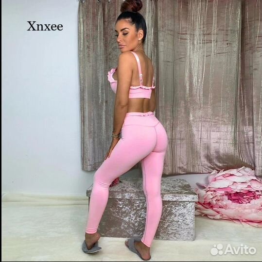 Костюм для фитнеса и прогулок