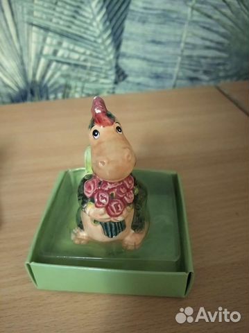 Динозавр, статуэтка интерьерная