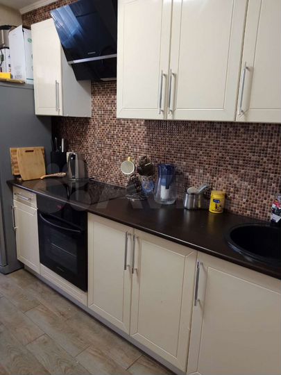 2-к. квартира, 64 м², 1/12 эт.