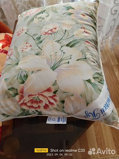 Подушка пуховая новая