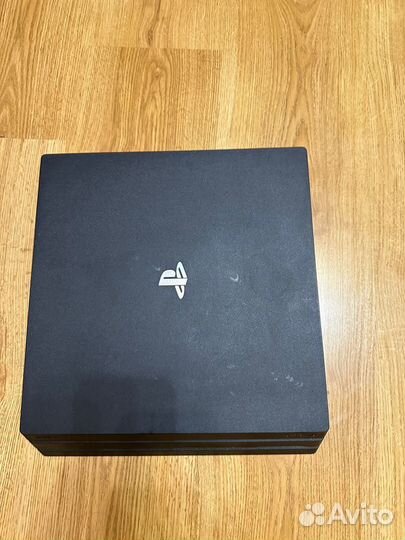 Sony ps4 PRO 1 tb с играми
