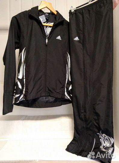 Костюм спортивный Адидас