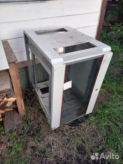 Серверный шкаф. сетевое оборудован. рельсы.салазки