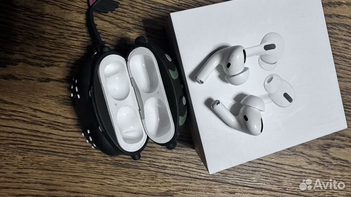 Наушники apple airpods pro