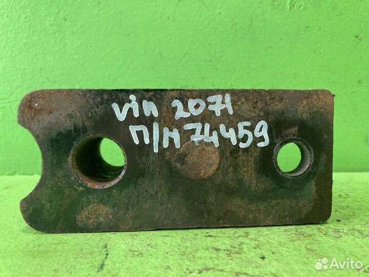 Кронштейн амортизатора кабины iveco stralis