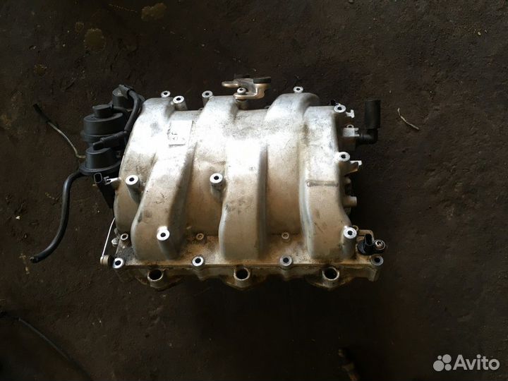 Коллектор впускной