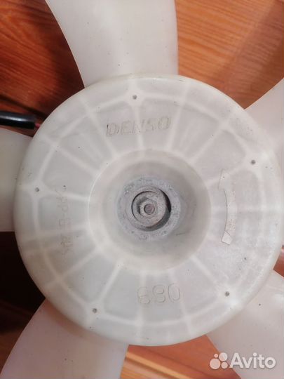 Вентилятор охлаждения радиатора Toyota corolla 150