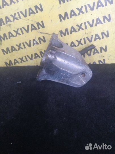 Кронштейн двигателя Volkswagen Phaeton 3D2 2005