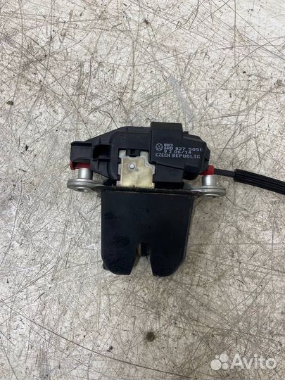 Замок багажника Volkswagen Polo 5 Седан