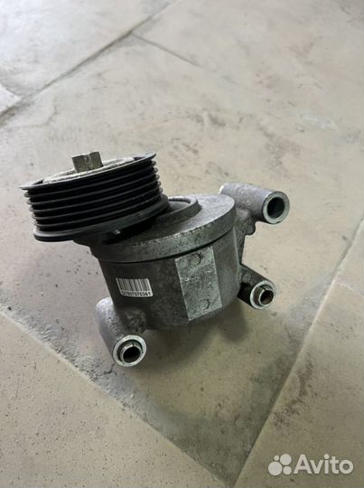 Натяжитель ремня генератора Mazda