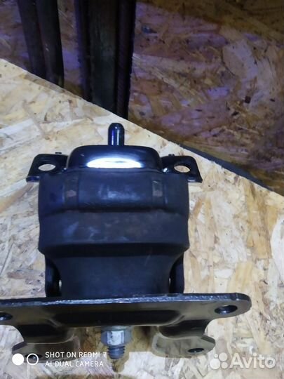 Опора двигателя Escalade, Tahoe 900