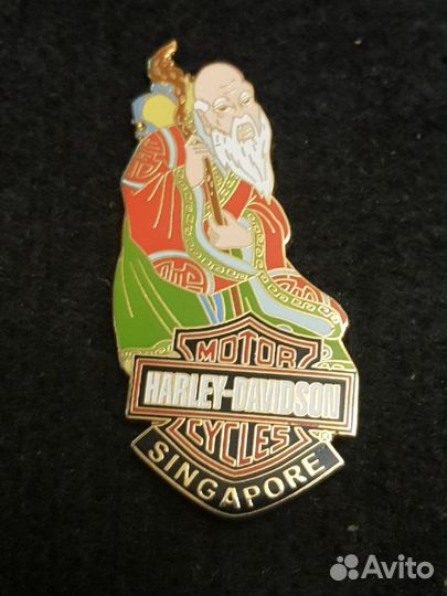 Знаки Hard Rock Cafe. Элвис Пресли и другое