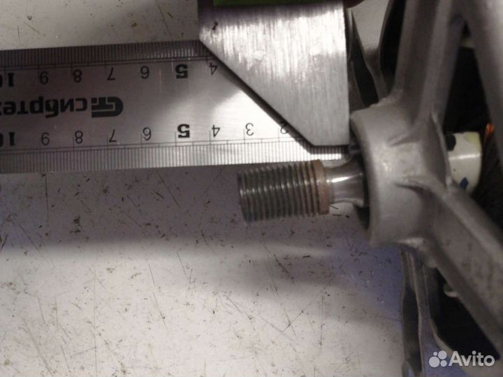 Двигататель стиральной машины Ariston Indesit