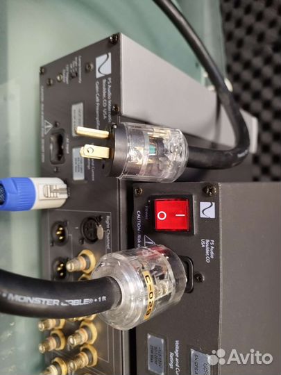 Усилитель PS Audio GCP-200 и блок питания gcps