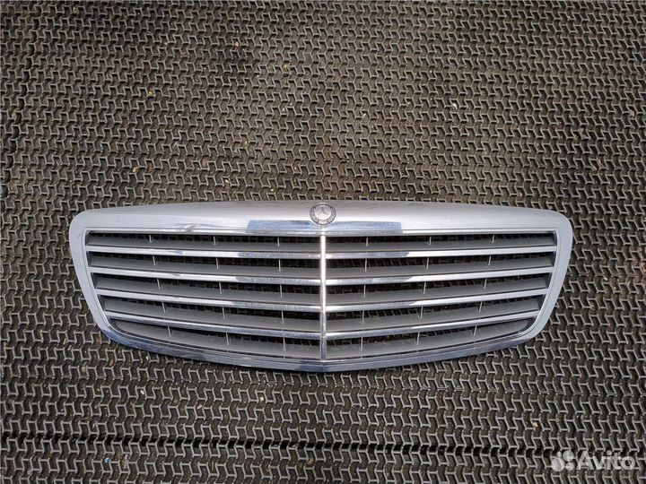 Решетка радиатора Mercedes S W221, 2007