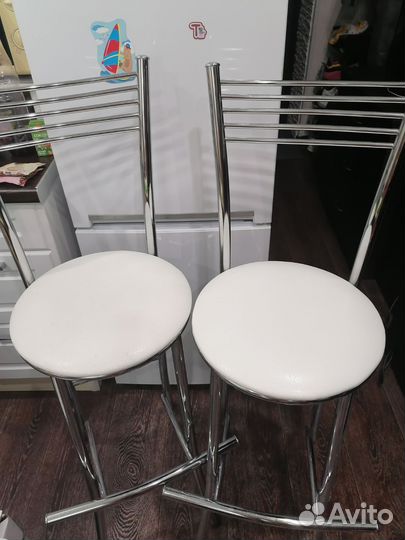 Два барных стула