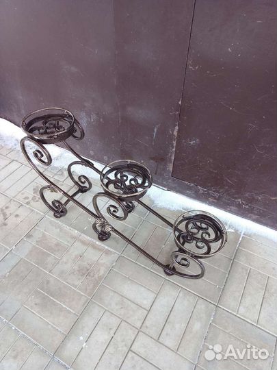 Подставка для цветов