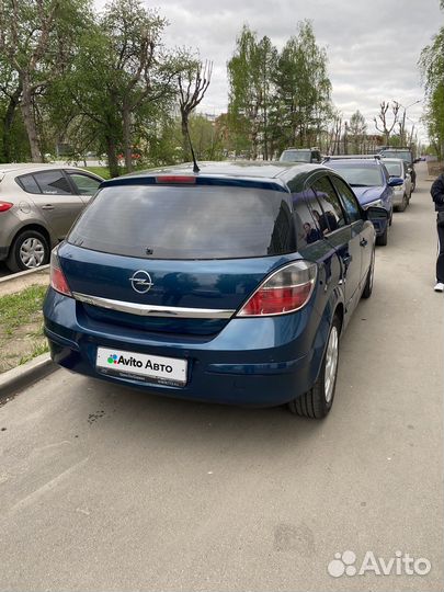 Opel Astra 1.6 МТ, 2007, битый, 253 000 км