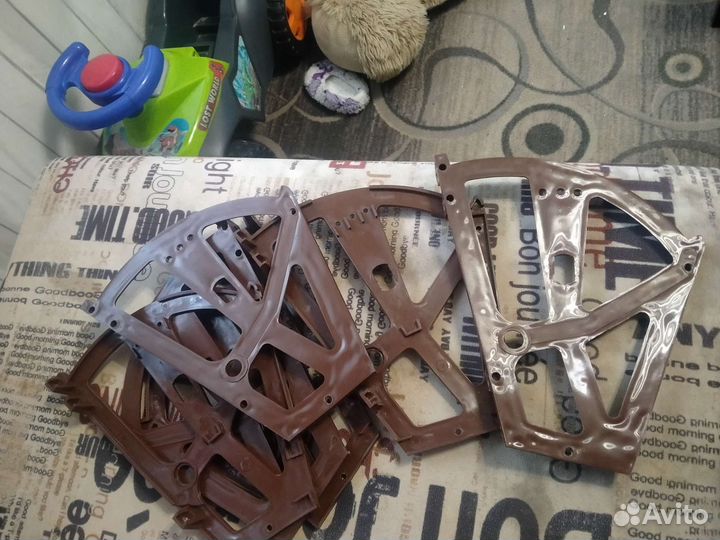 Механизм для полок