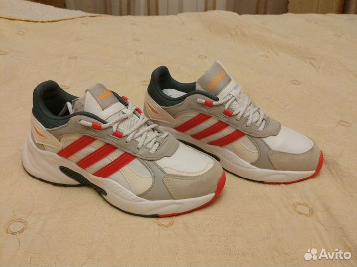 Кроссовки adidas