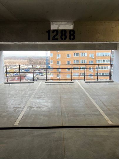 Машиноместо, 14 м²