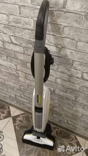 Электро швабра для влажной уборки пола Керхер FC5