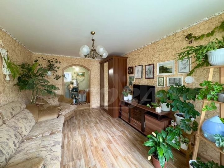 3-к. квартира, 67 м², 3/5 эт.