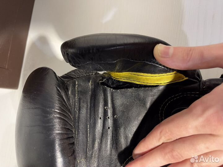 Боксерские перчатки