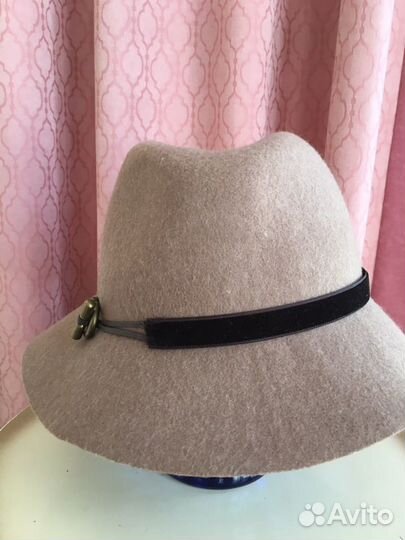 Шляпка женская - Италия