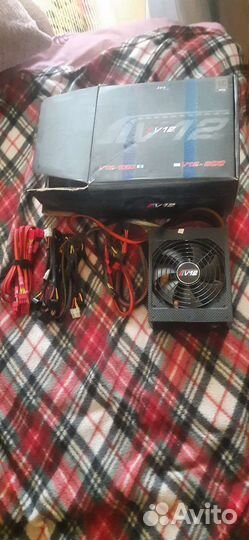 Aero cool v12-1000