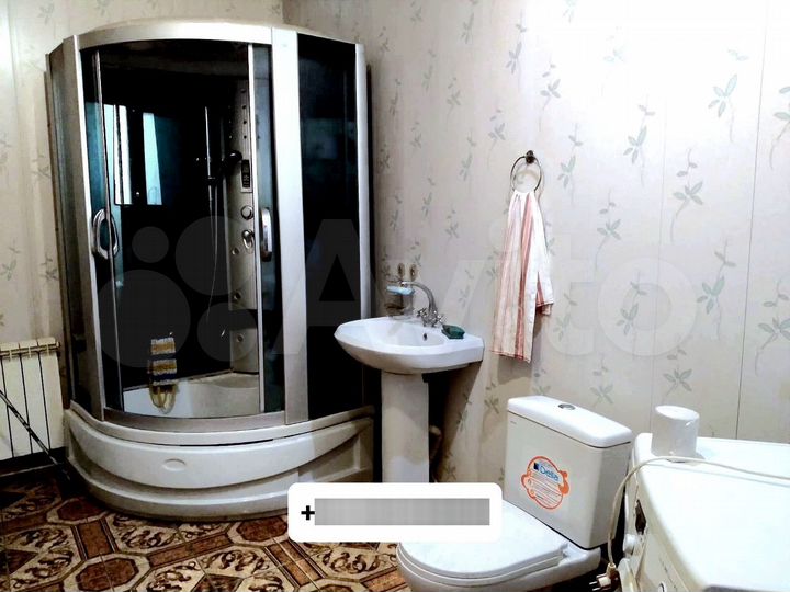 2-к. квартира, 90 м², 1/2 эт.