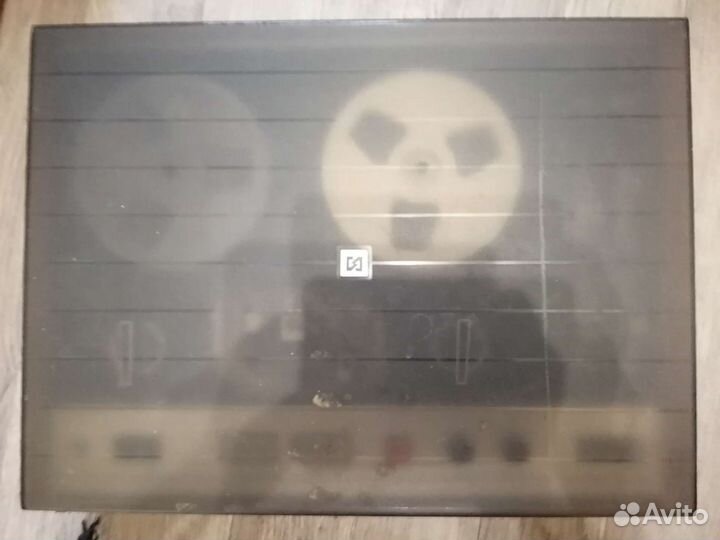 Катушечный магнитофон