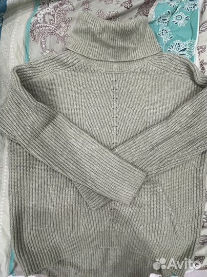 Вещи пакетом женские (свитера)