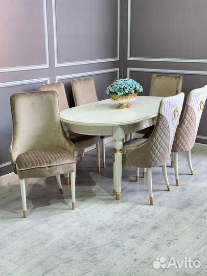 Столы и стулья