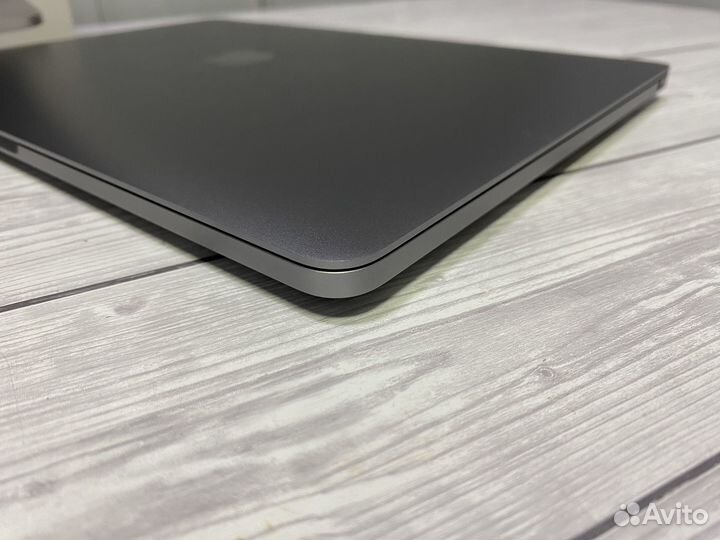 Apple MacBook M1 Pro 13