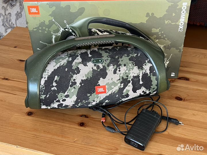 Оригинал JBL Boombox 2