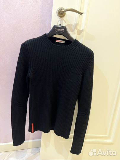 Свитер Prada Red Tab