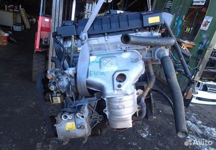 Двигатель на mitsubishi lancer CS2A 4G15