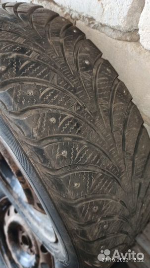 Sava Eskimo Stud 185/65 R15