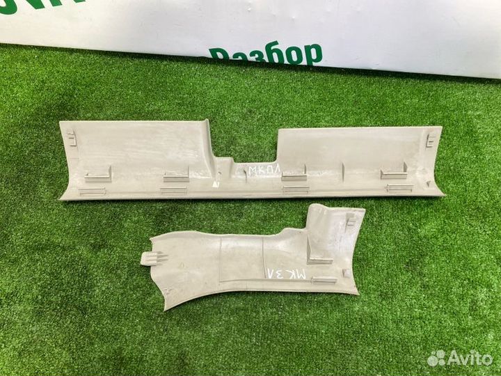 Накладка на порог салона левая Mitsubishi Colt Z30