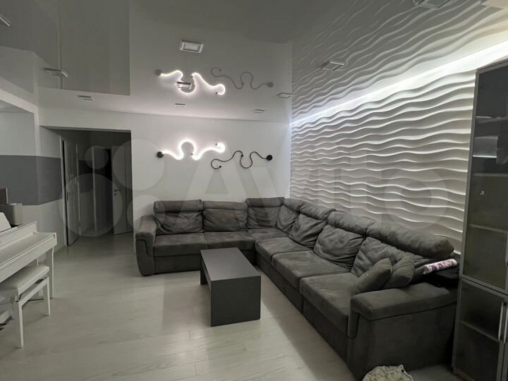 3-к. квартира, 95 м², 1/5 эт.